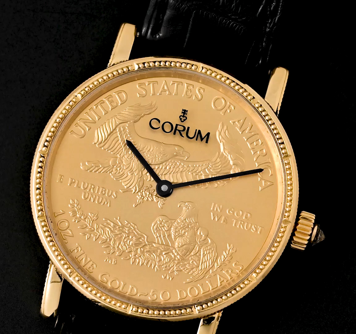 Corum Heritage Coin 082.645.56.0001.MU52 POWG16A Macro Video