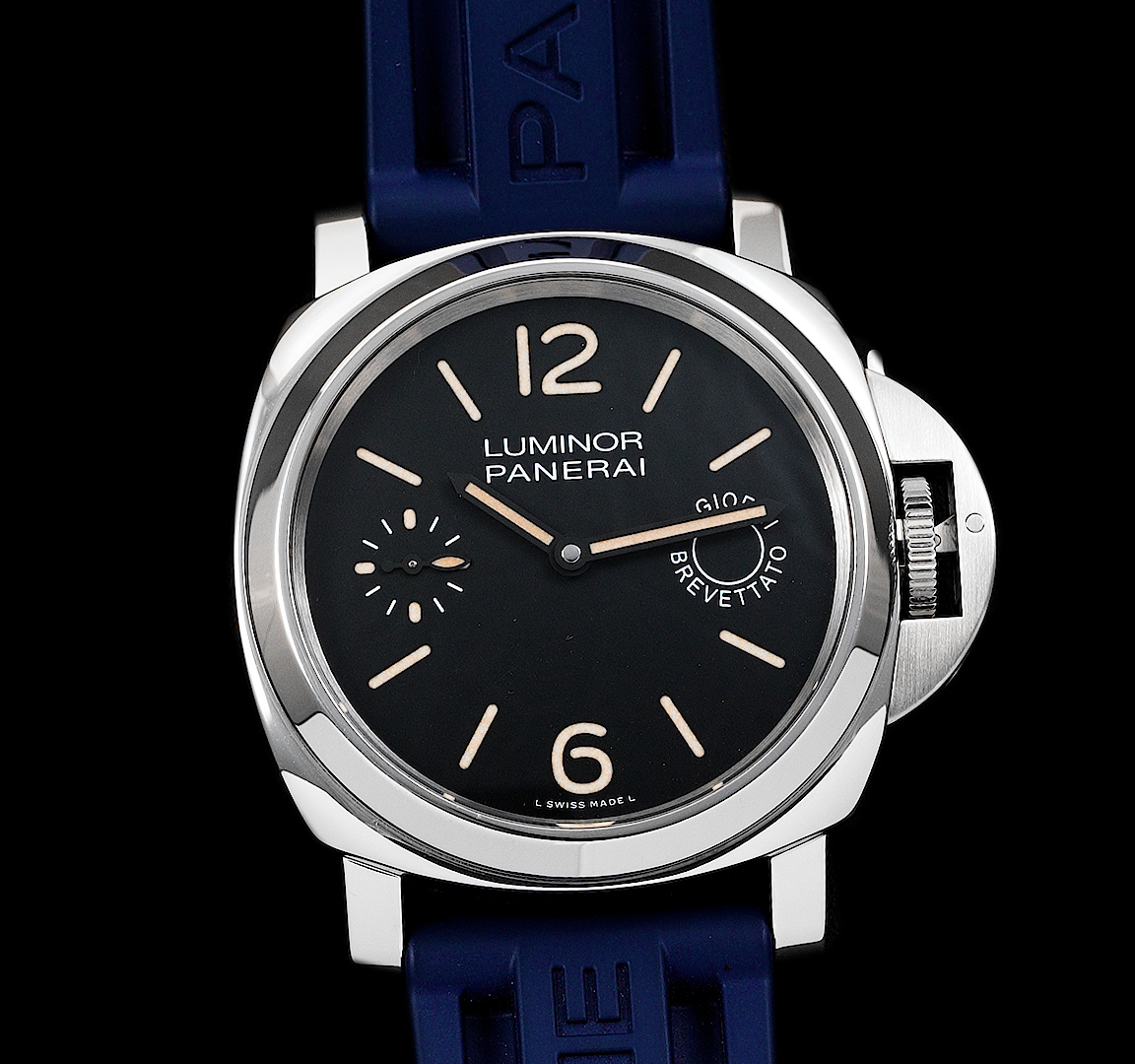 Buy Pre Owned Panerai Luminor PAM00590